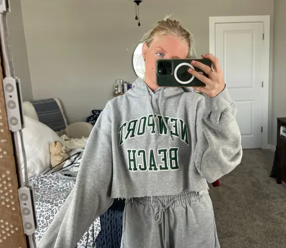 Brandy Melville John Galt Cropped Gray Newport Beach Hoodie