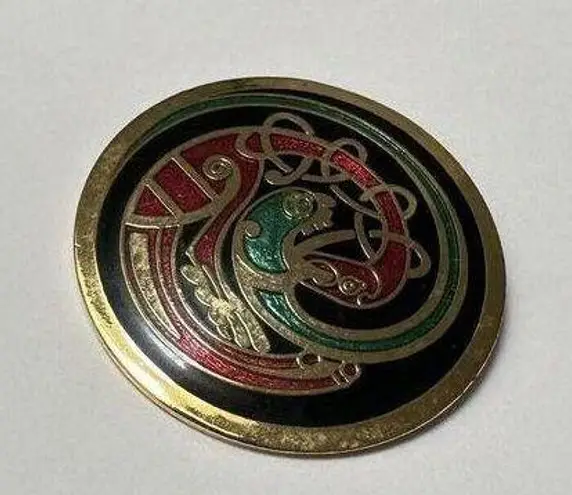 Celtic Sea Gems Signed Cloisonne Style Enamel Gold Tone Brooch Pin