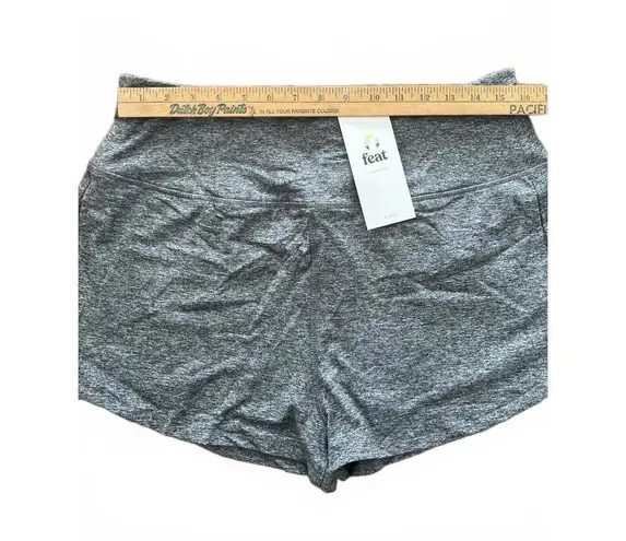 feat Women's Gray Activewear Shorts Size L Size L