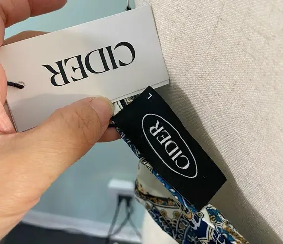 Cider Women's Bandana Blue Paisley Tie Front Cropped Top Size L NWT