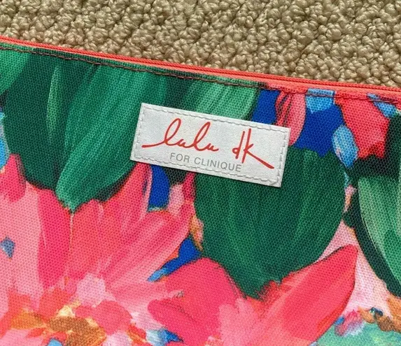 Clinique NEW Makeup Cosmetic Case Bag Brush Holder Accessories Handbag NWOT