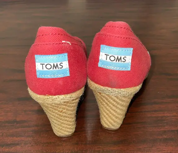 Toms Red Wedge Open Toe Sandals Size 7.5