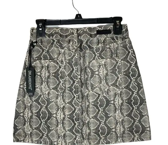 BLANK NYC  The Jane Gray And Cream Snakeskin Print Denim A Line Mini Skirt 24