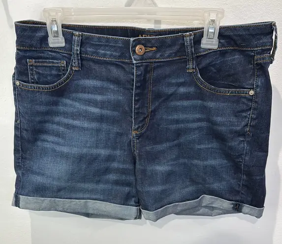 Arizona Jeans Arizona Jean Co Denim Shorts Cuffed Dark Wash Stretch Size 15