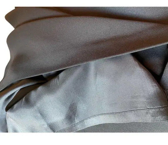 Petite Sophisticate Collectibles Black Midi Pencil Skirt size 10