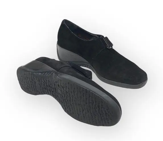 Aquatalia β Suede Wedge Heeled Loafer with Silver Logo Hardware β Black β 6.5M