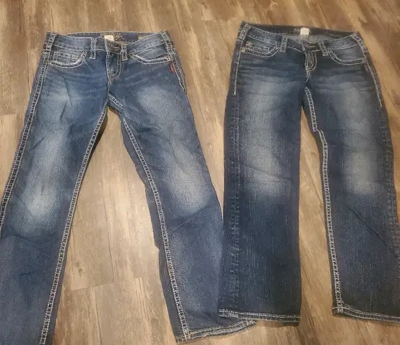 Silver Jeans Company Capri 2 Included One Is 25 And 26W Fit The Same Imo - Image 1