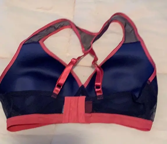 Wacoal High Impact  Sports Bra