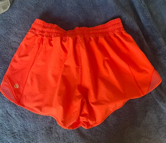 Lululemon Hotty Hot Short 2.5”