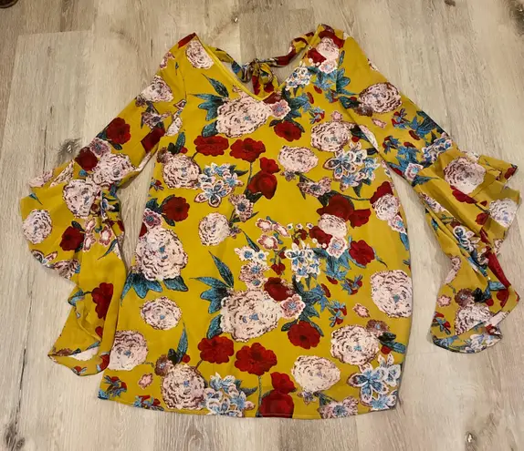 Entro Floral Yellow Dress Small