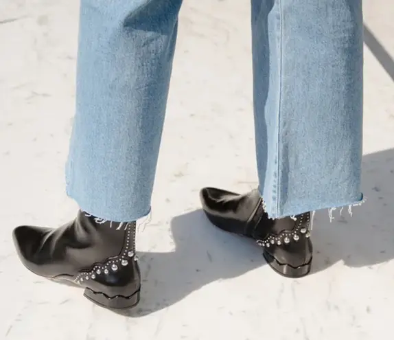 Chloé Laurena Patent Leather Studded Ankle Boots – Women’s Size 38.5 (US 8)