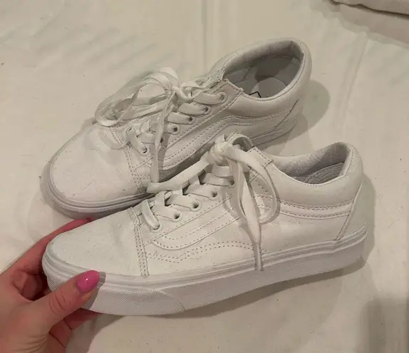 Vans  Old Skool White Sneakers