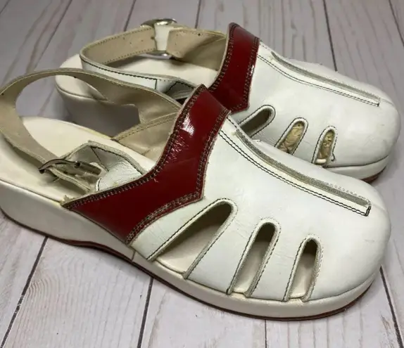 Vintage 60's Leather Clog Shoes Mules sz 35 5 wedge heel White Red costume