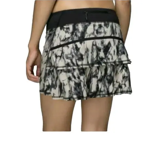 Lululemon  Run Pace Setter Skirt in Gray Granite Black Mojave Tan Black