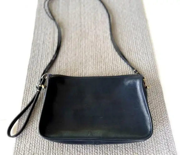 Vintage 80’s 90’s Magid Navy Blue Leather Double Strap Brass Rectangular Purse