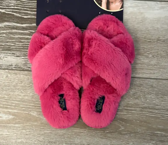 Rachel Roy NEW! Beautiful Bright Pink Furry Fluffy Slippers Sz S 5 6