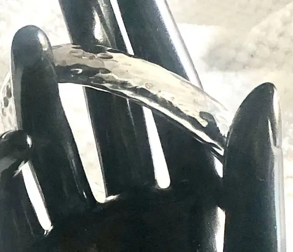 Silpada Sterling Silver Hammered Oval Bangle Bracelet B31117