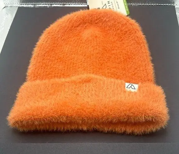 Alpine Design winter hat NWT