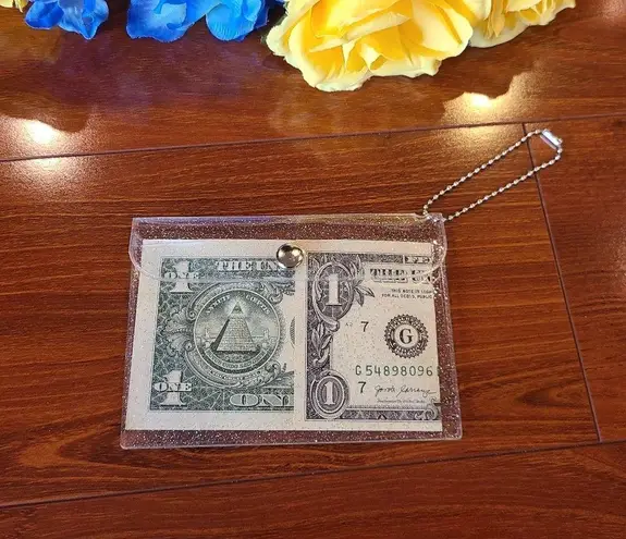 None Keychain Wallet- Hearts