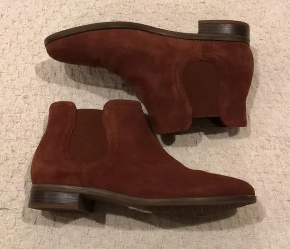 Clarks Clark’s Collection Mahogany Chelsea Boot Size 6.5M