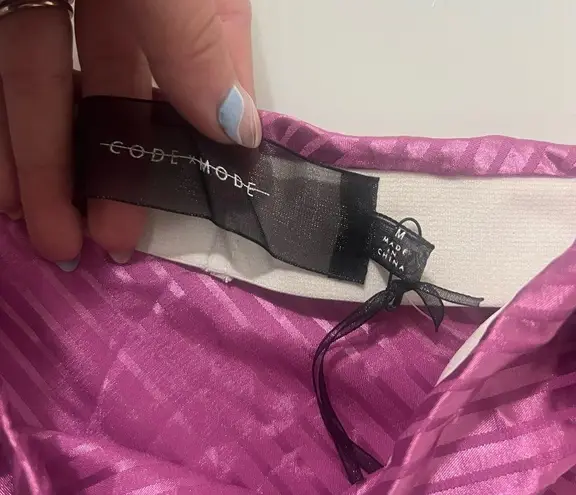 Code x Mode NWT Pink Satin Striped Skirt Size Medium