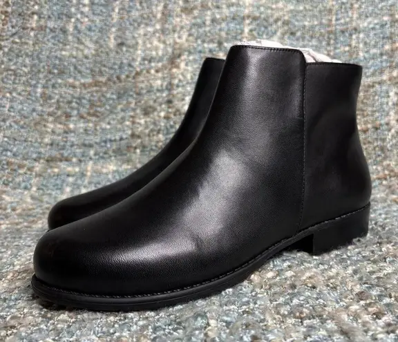 Walking Cradles Lewis Nappa Leather Boots in Black Size 6