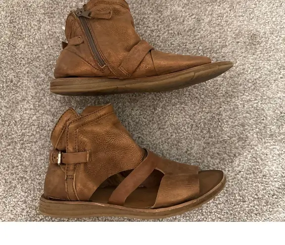 Miz Mooz Finney Metallic Sandal Hybrid Boho Leather Bootie, sz 37