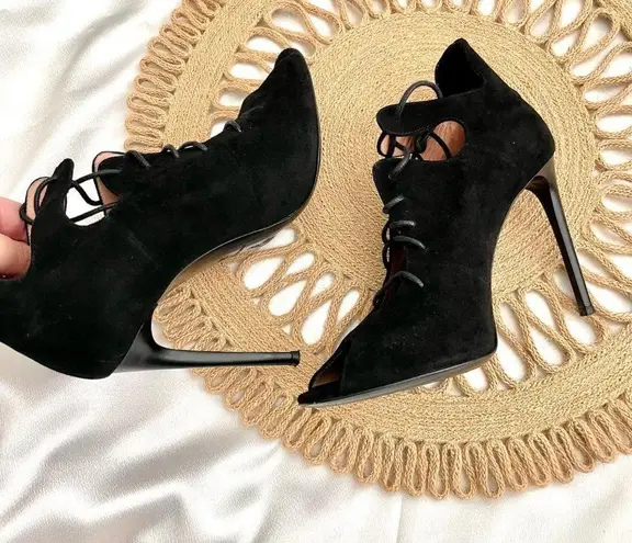 Roland Mouret Suede Black Open Toe Heels in Size US 6
