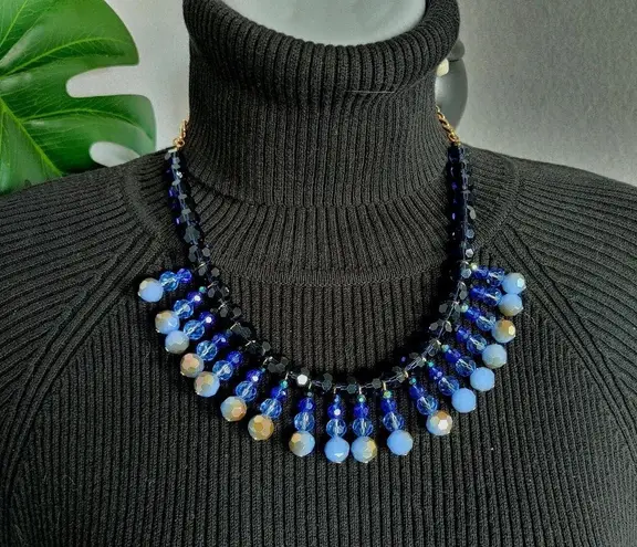 Stunning Gold Tone Chain with Blue Crystals Bid Necklace