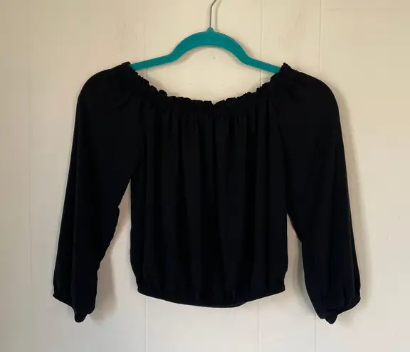 Brandy Melville Off Shoulder Crop Top Womens One Size OS Black Breezy 3/4 Sleeve