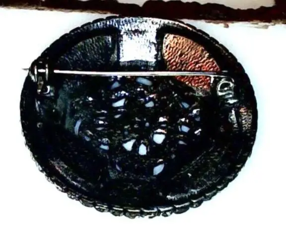 Vintage Miracle Celtic Blue Agate Pin Brooch Blue Round