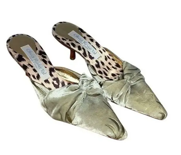 Olivia Rose Tal Velvet Kitten Heel Slides Mule twist knot accent Size 5 Light Sa Green