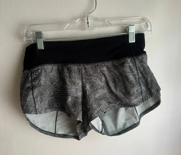 Lululemon Speed Up Short 2.5” Size 4