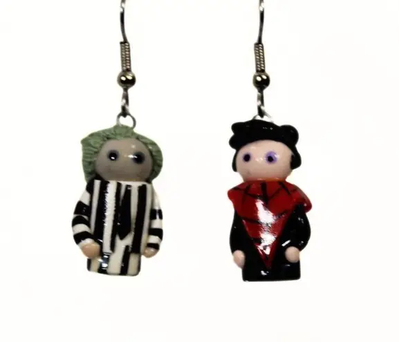 Beetlejuice & Lydia Lego Earrings – Handmade – Halloween/Goth Vibes Black