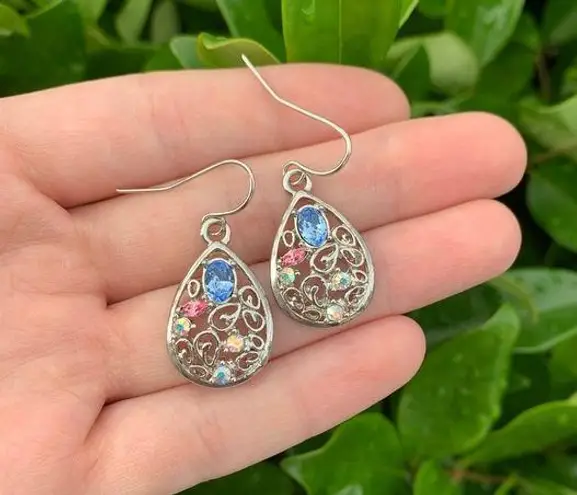 Silver Teardrop Shaped Dangly Earrings w/ Rhinestones