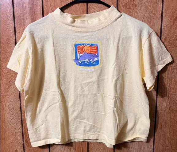 Vintage Cromer Maine Dolphin Cropped Graphic Tee Yellow Medium Y2K USA