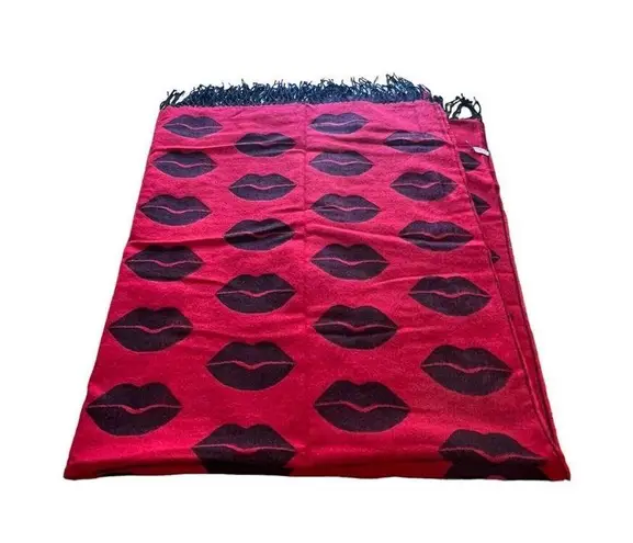 Victoria's Secret  60"x50" Scarf Shawl Blanket KISS ME LIPS Red Black Reversible