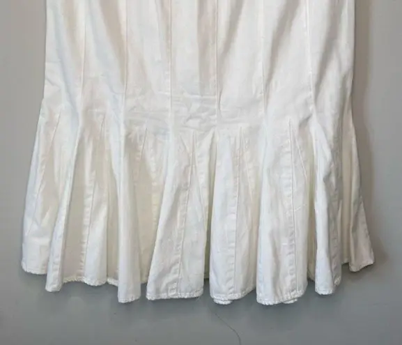 Ralph Lauren  White Cotton Denim Mermaid Trumpet Pleated Skirt Size 8 Medium