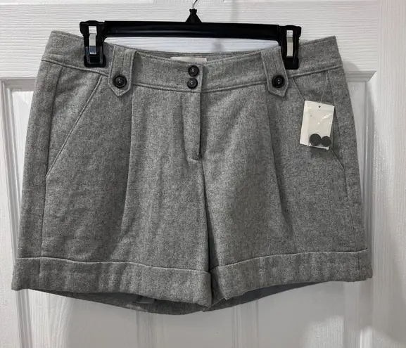 Hinge Seattle Designer Gray Wool Blend Dress Shorts with Button Detail Size 4