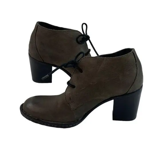 36.5 Born Leather Shoe Booties Womens US 6 EU Army Green Lace Up Comfort Casual