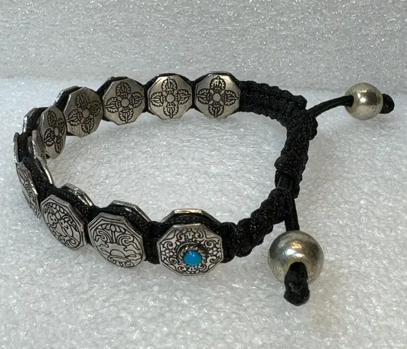 Made In Nepal Etched Bracelet Black
