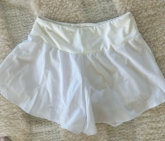 Baleaf  Shorts/skort White, size Small, NWT - Image 1