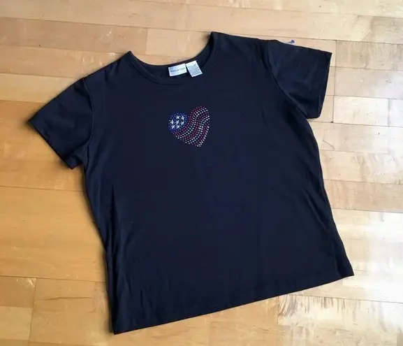 White Stag Crystal, Bling, Rhinestone Heart Tee, Black, Red, White, Blue, Size L
