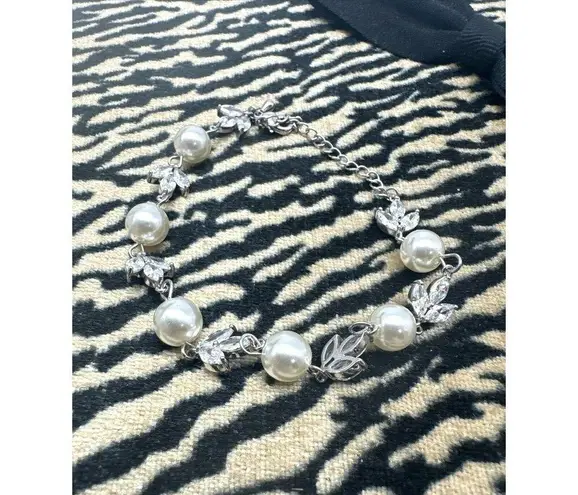 Pearl Bracelet Clear Zirconia Silver Plating Over Alloy Lobster Clasp Adjustable