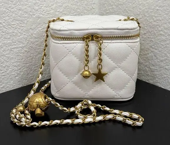 Unbranded Ivory White Quilted Faux Leather Chain Mini Bag
