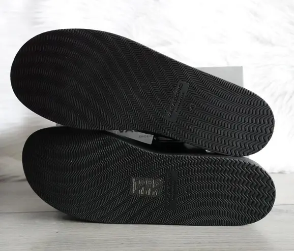 Vagabond Erin Black Strap Sandal Size 41