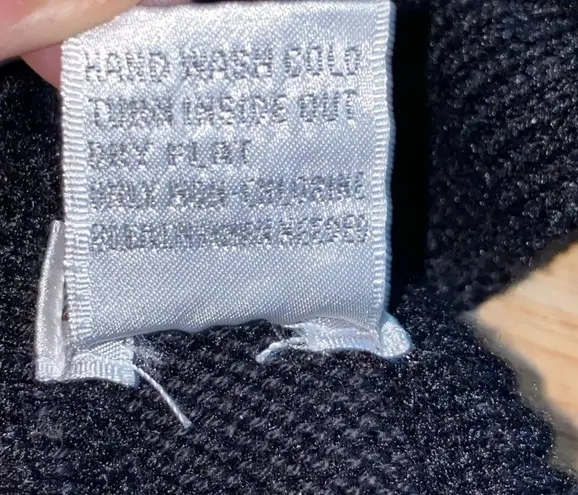 Gilnini Black Mock Neck Sleeveless Sweater