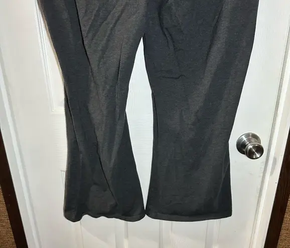 Avenue Leisure Grey Pull On Boot Leg Flare Leggings size 22/24