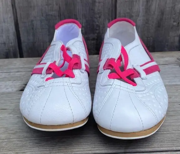 New Pony Women's Giddy White and Pink Athletic Shoes Size 7