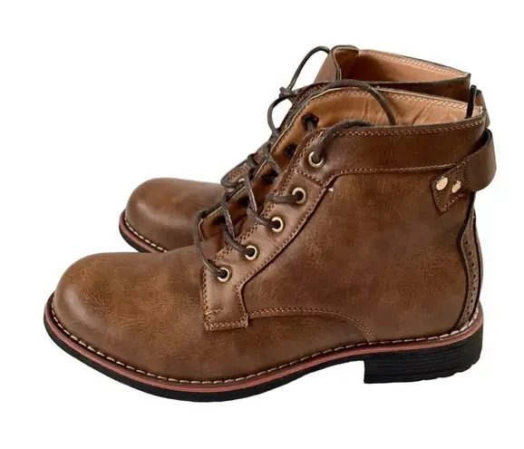 NWOT Retro Round Toe Ankle Boots Brown Size 8